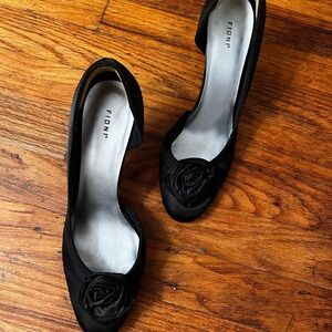 FIONI Clothing Black Heels with Floral Accent